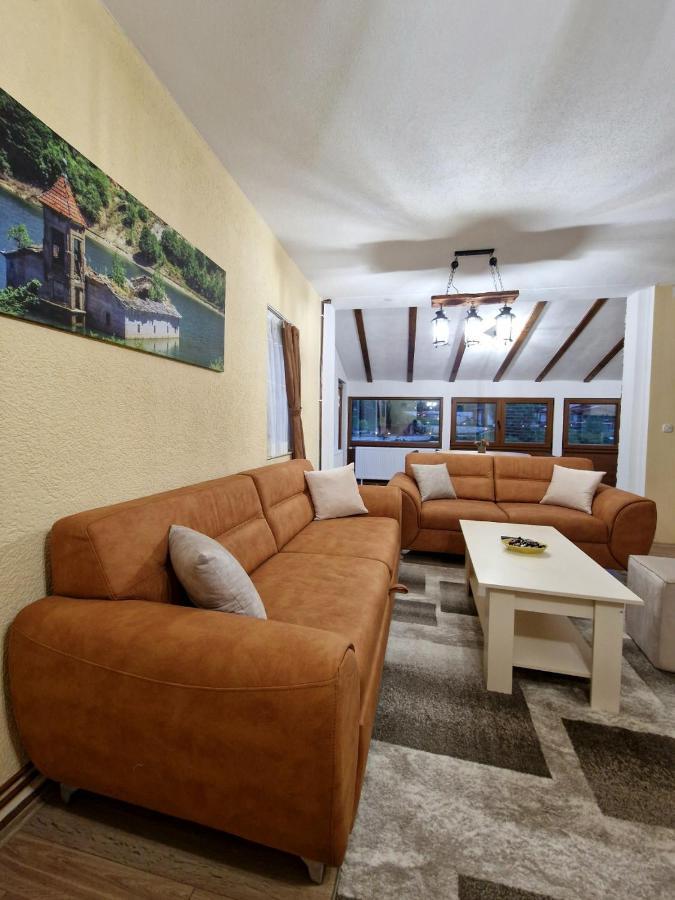 Villa Beti Mavrovo Buitenkant foto