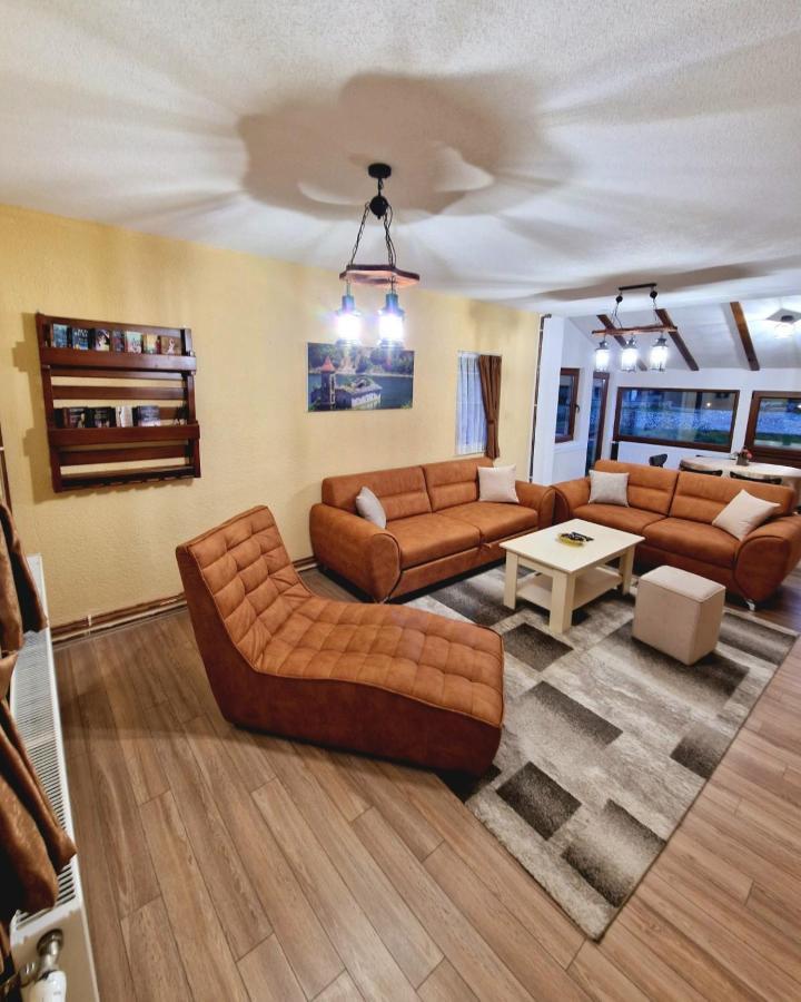 Villa Beti Mavrovo Buitenkant foto